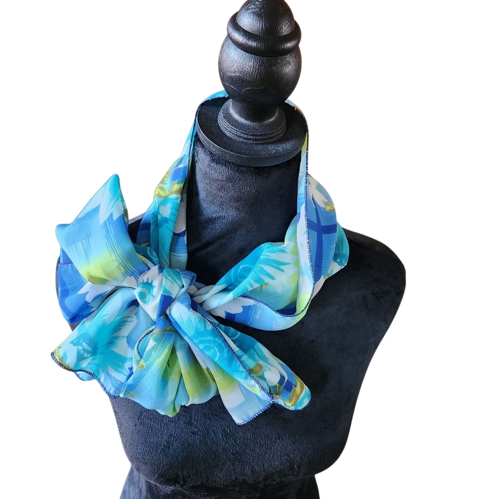 Vintage Floral Scarf - Picture 4 of 8